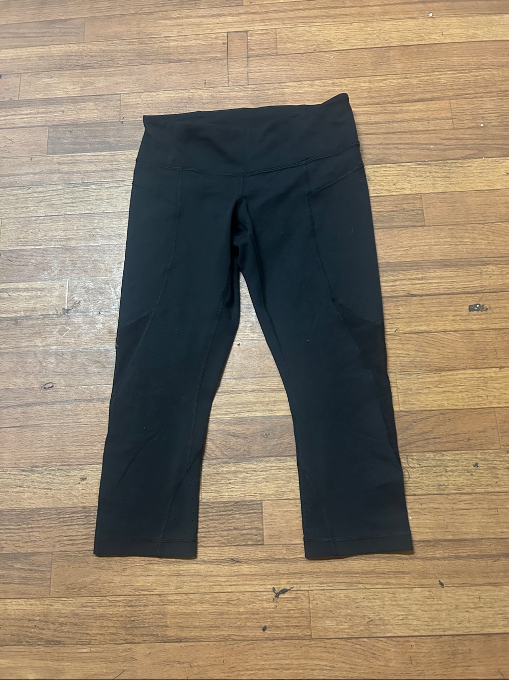 Lululemon Black Performance Capri Leggings